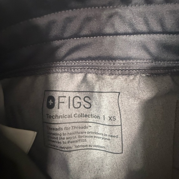 FIGS Technical Collection Straight-Leg Gray Teal Scrub Pants – XS - Picture 9 of 11